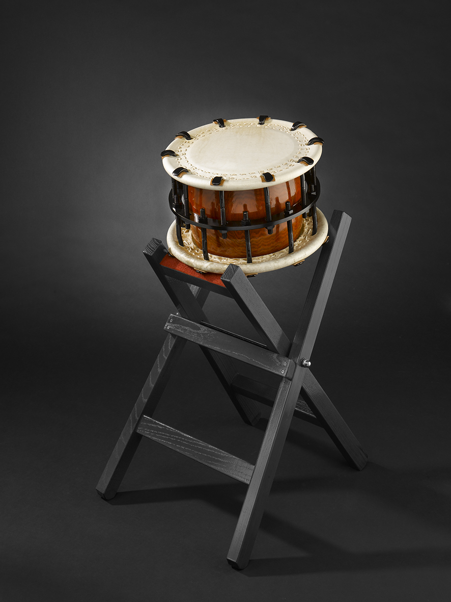 Shime-Daiko bolt (699) with X-woodenstand (180)